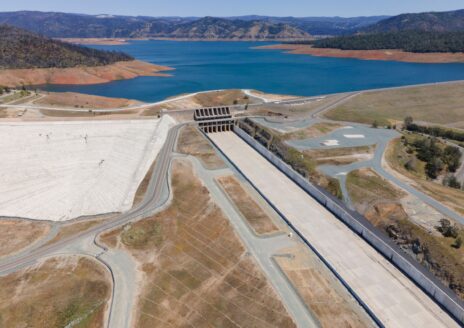 Oroville Dam Repairs - photograph from the air